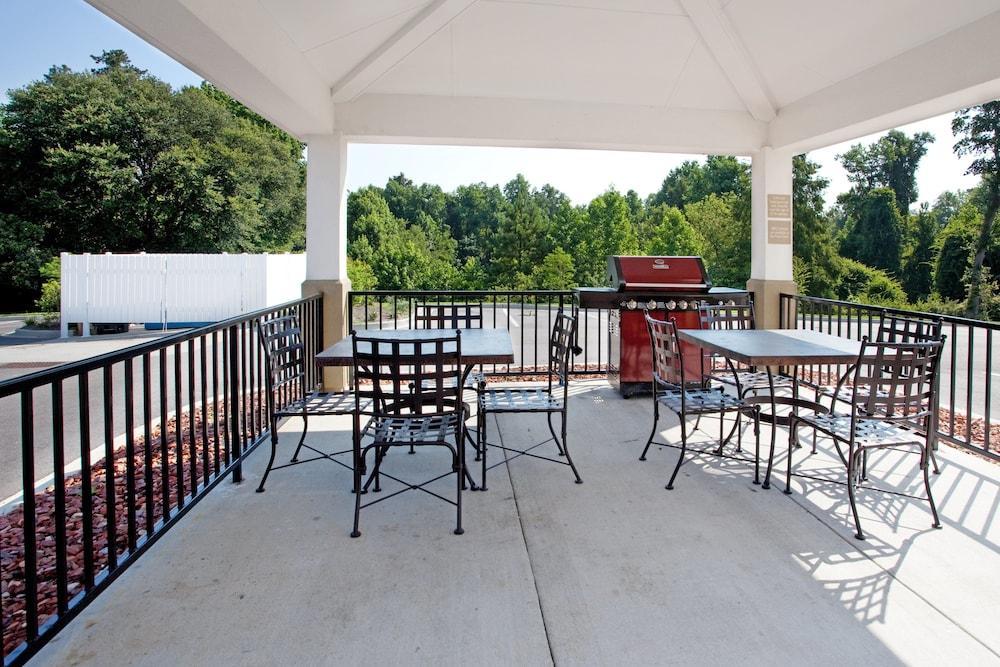 Candlewood Suites Sumter By Ihg Zewnętrze zdjęcie